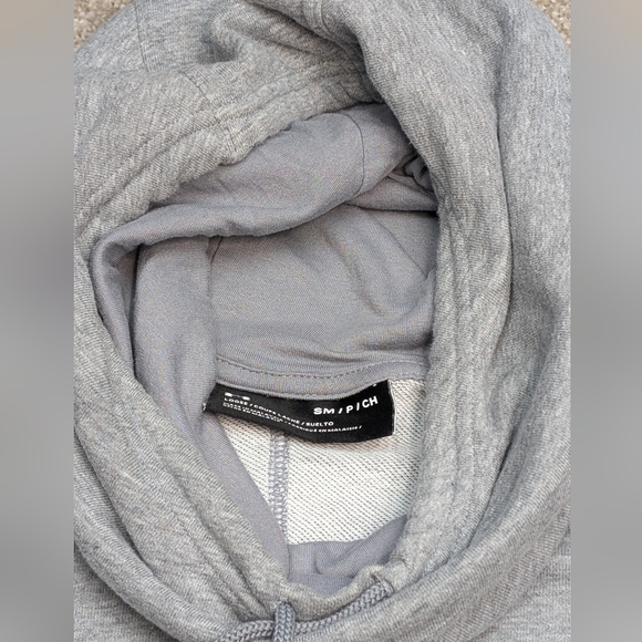 Under armour Sweatshirt - Picture 2 of 9